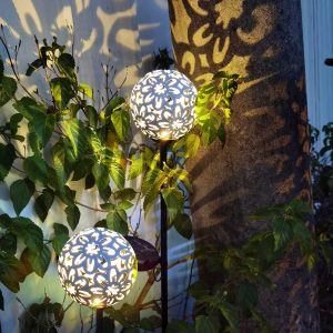Lampe Solaire Piquet "Boule En Fleure Blanche"