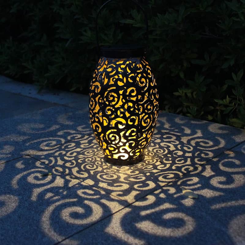 Lanterne Solaire Métal "Rubis Lumineux Nuageux"